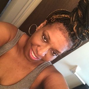 Meet your Posher, Anissa